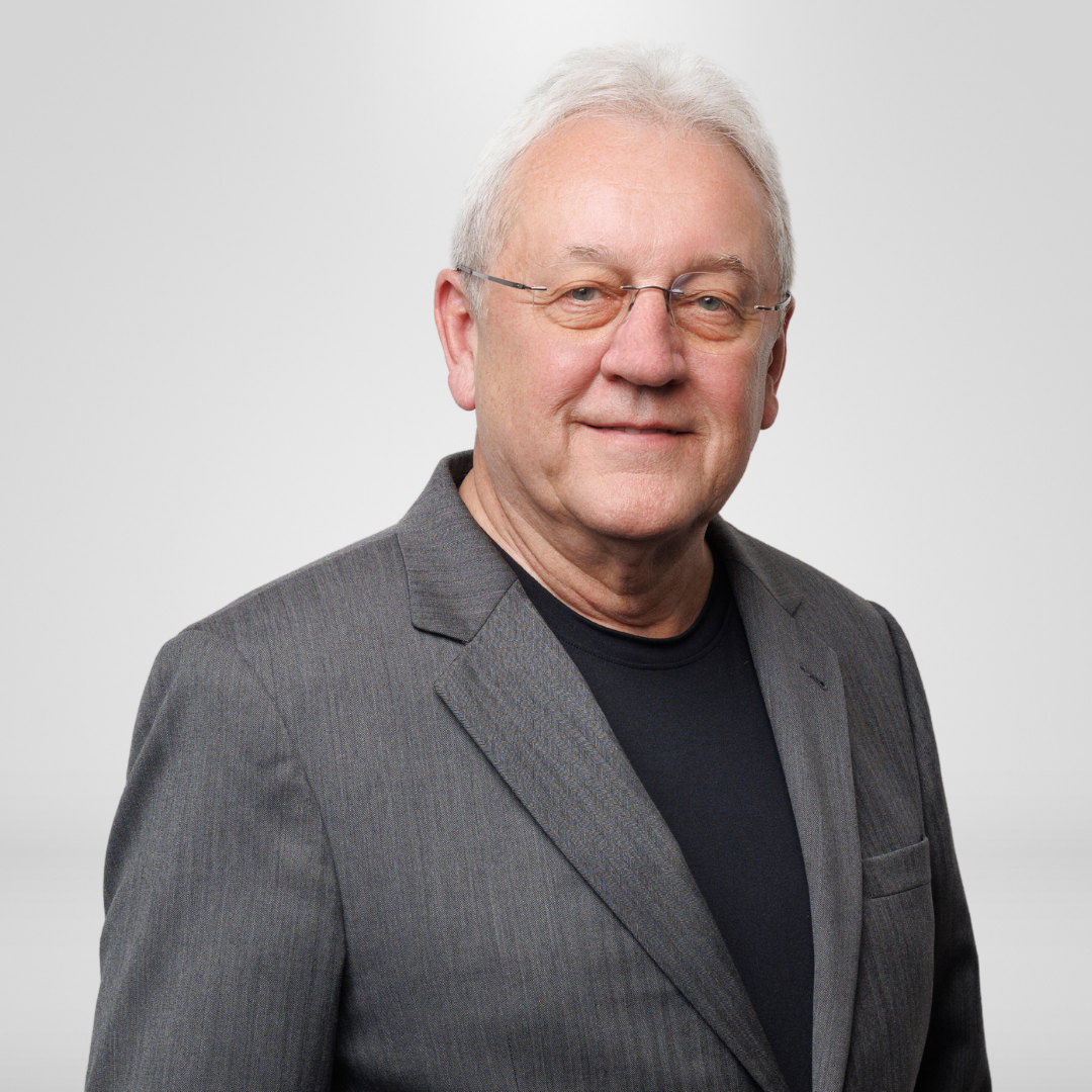 Lloyd DePew Headshot