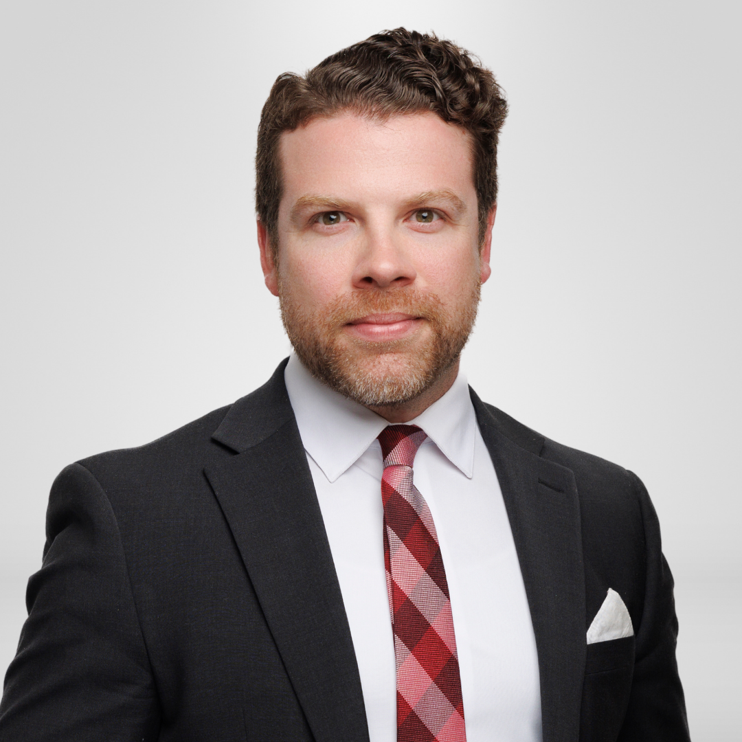 Christopher Tackett Headshot